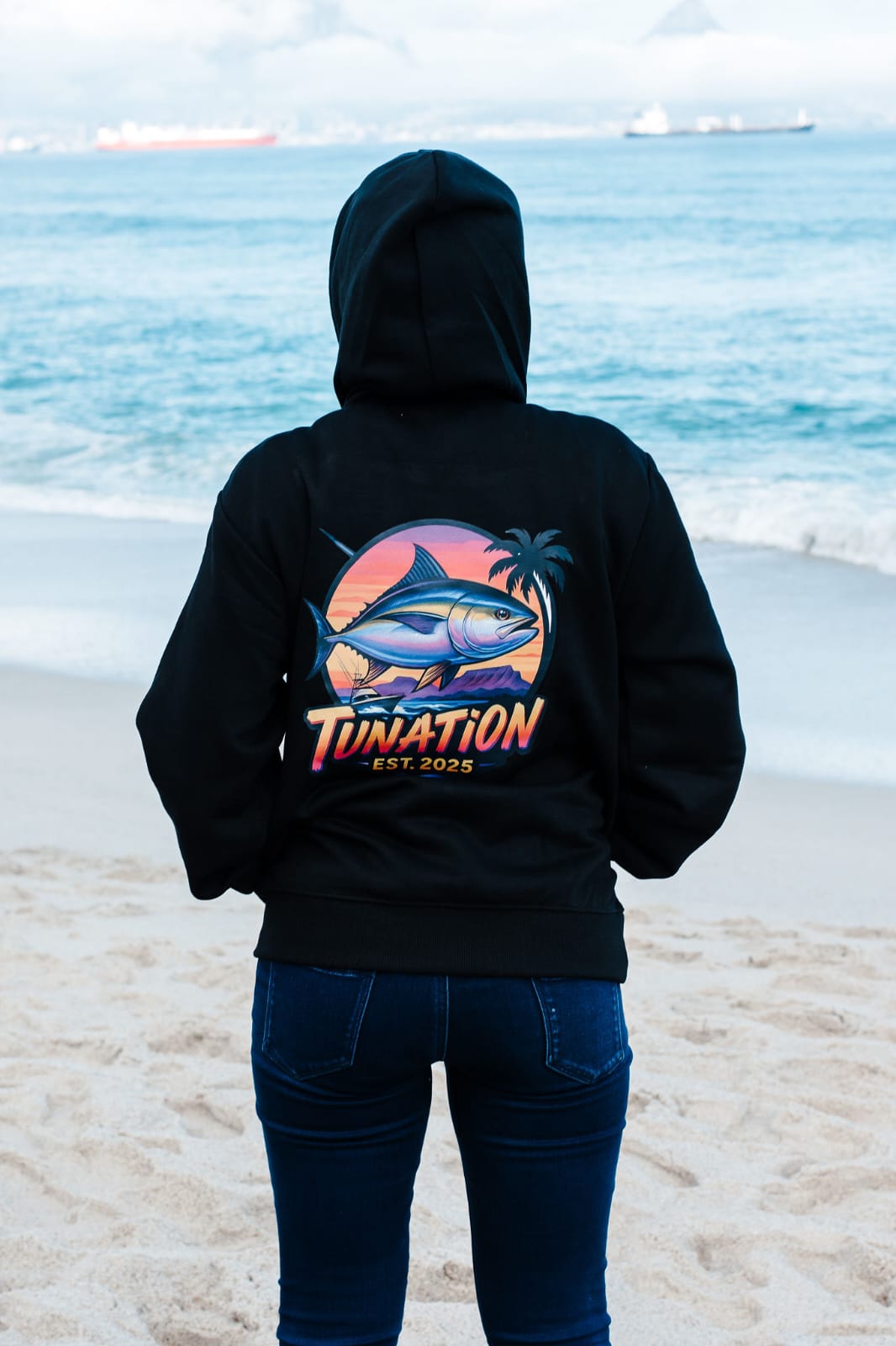 Hoodies & Sweatshirts